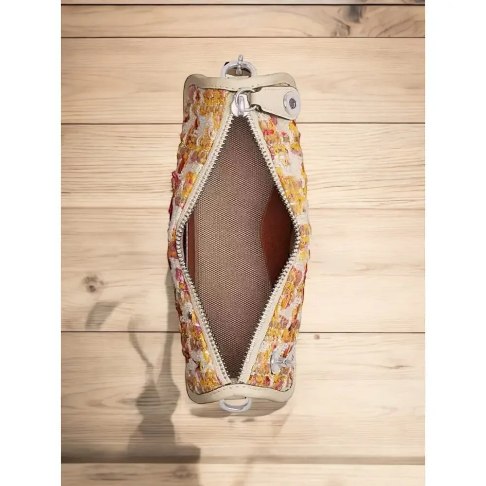 New With Tags Coach CP444 Tweed Swinger Bag 20